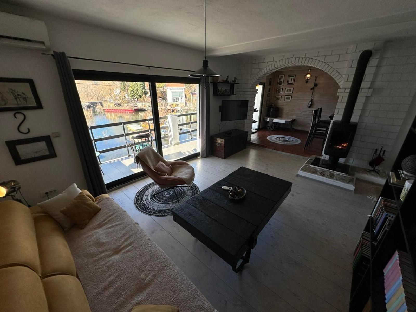 Lux Apartment Sunset 비르파자르 외부 사진